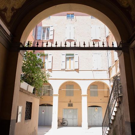 Maison La Pomposa مودينا المظهر الخارجي الصورة